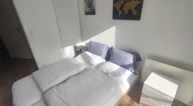 10 mins walk to metro,La Défense, renovated, Забронировать Апартаменты/квартира Курбевуа Дефанс