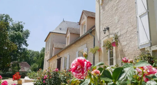 Moulin dAmour, Varaa Hotelli Chambon Centre