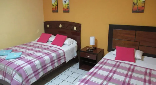 Трёхместный семейный номер Standard Kurmi Hostel Lima Airport
