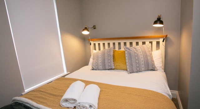 11 College Place North, Забронировать Дом для отпуска Отели Графства Антрим с парковкой, Парковка