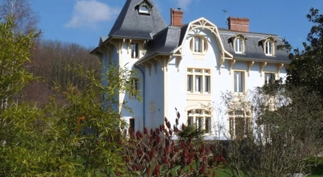 Villa Eugénie, Boek Villa Hauterives 