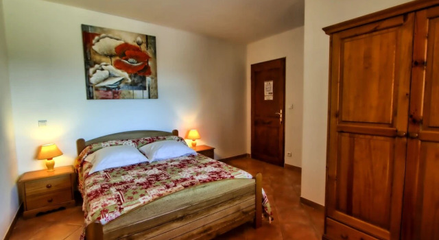 A Ghjuvellina, Забронировать Отель Пьедигриггио Корсика