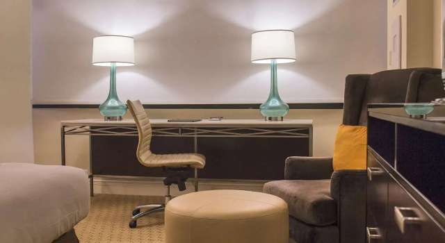 Двухместный номер Hilton Miami Airport Blue Lagoon