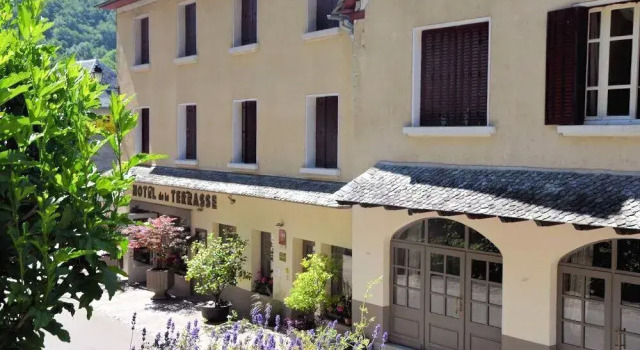 Logis Hôtel La Terrasse, Забронировать Отель Вьейви 