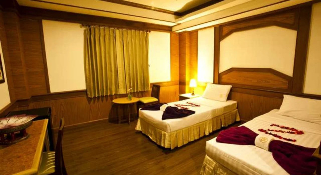 Zaza Hotel, Забронировать Отель Самутпракан Samut Prakan Province