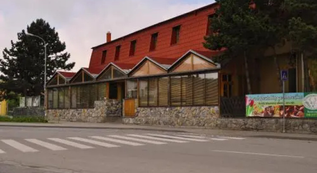 Zebetínský Dvur, Đặt Khách sạn Brno South Moravia