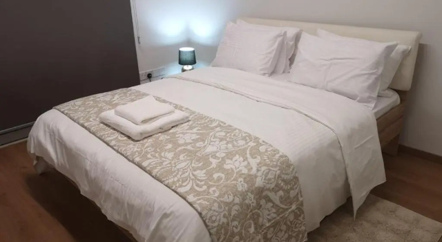 KALIDONIA RESIDENCE Suite Nicosia , Spacious 2 BR suite with office, Rezervasyon Otel Agia Varvara Lefkoşa