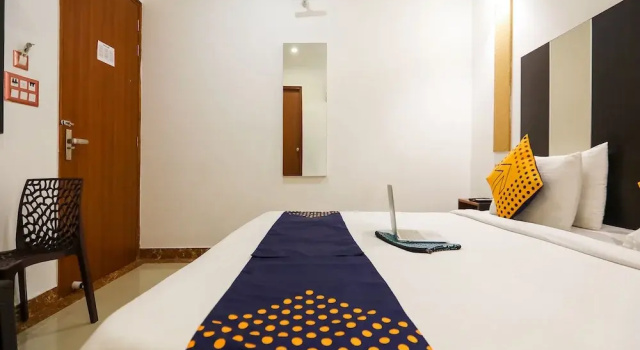 Hotel Deluxe Inn, Забронировать Отель Махипалпур 