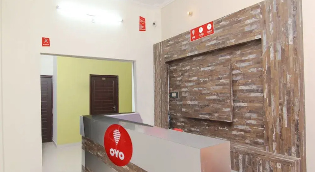 OYO Flagship 12365 CZ Inn