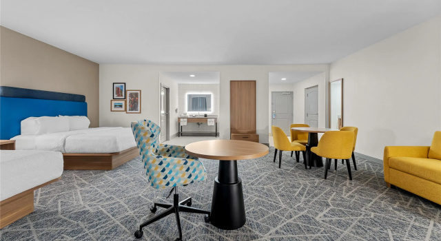 Четырёхместный люкс Hampton Inn & Suites Tifton