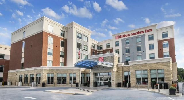 Hilton Garden Inn Cincinnati Midtown, Rezervovat Hotel Cincinnati hotely s bazénem, Bazén