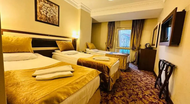 Трёхместный номер Standard Grand Anatolia Hotel