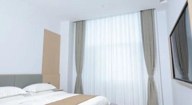 Люкс Deluxe Ruijin Business Hotel