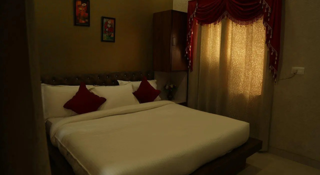 Van Chhavi Resort