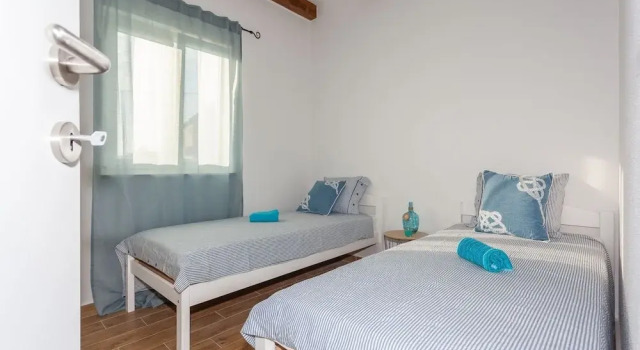 Tranquil Holiday Home in Vrana With Swimming Pool, Varaa Lomakoti Vrana Zadar County