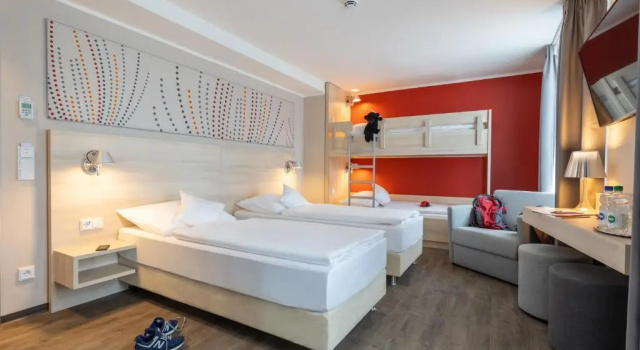 Serways Hotel Reinhardshain Nord, Забронировать Отель Отели земли Гессена с парковкой, Парковка