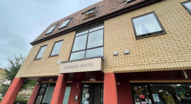 No. 8 - Top Floor Modern Apartment, Book Lejlighed Carterton Merseyside