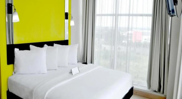 Люкс Hotel Santika BSD City-Serpong
