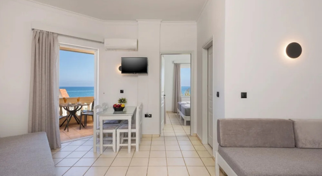 Люкс c 1 комнатой рядом с пляжем Hotel Caretta Beach
