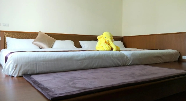 Kurumba JiJi B&B, Забронировать Отель «постель и завтрак» Отели Чич с парковкой, Парковка