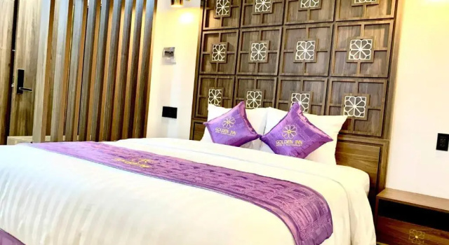 Люкс Deluxe Golden Inn Hotel