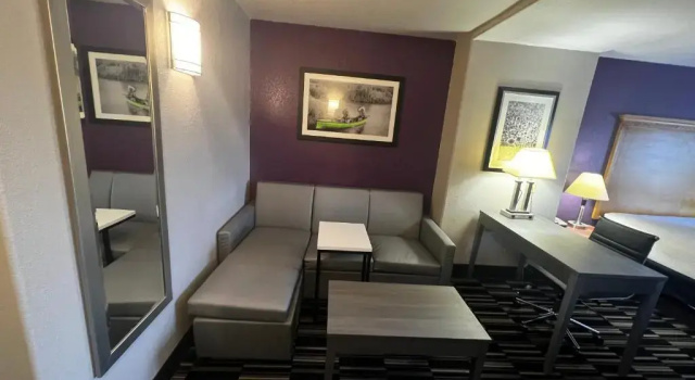 Двухместный номер Executive La Quinta by Wyndham Ada