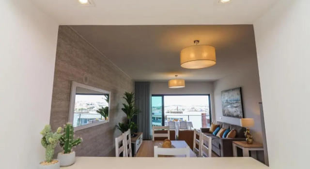 Апартаменты MC Suites Lagos with Pool and sea view