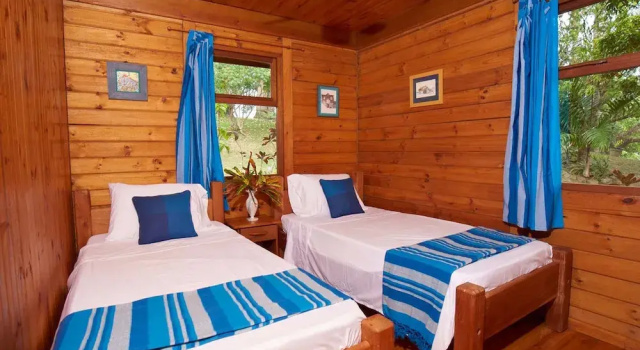 Erasmus Cove Cottages, Забронировать Отель Лоулендс Тобаго