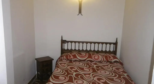 Caballero de Castilla, Reservar Hotel Santiuste de San Juan Bautista 