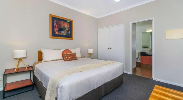 Люкс Executive Comfort Inn & Suites Karratha