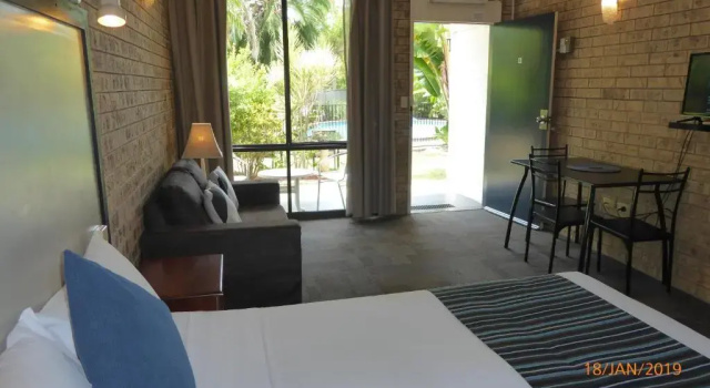 Двухместный люкс Tower Court Motel - adults only haven