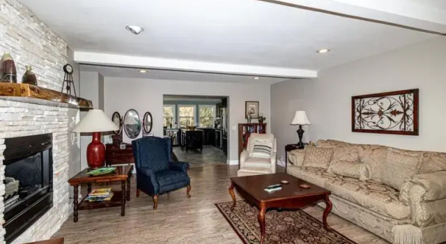 01107 - 7 Frontera Circle