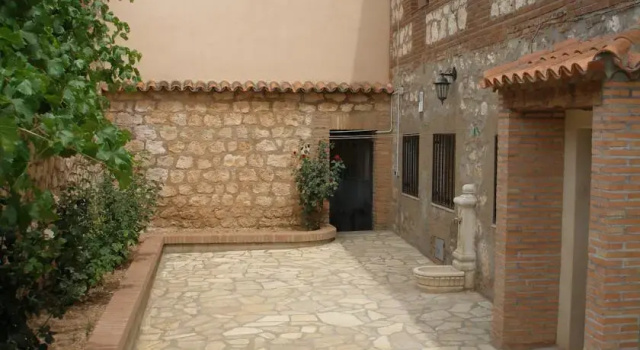 Cueva de la Cereria, Забронировать Отель Ита La Alcarria