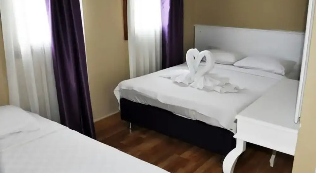 Casablanca Antik Hotel, Забронировать Отель Гёльтюрбюку Бодрум, рядом с Пляж Голькой