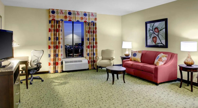 Двухместный люкс c 1 комнатой Hilton Garden Inn Pittsburgh/Cranberry