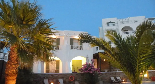 Olga, 予約 ホテル イオス島　チョーラ Ios