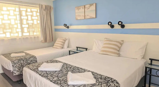 Двухместный номер Deluxe с балконом Park Drive Motel