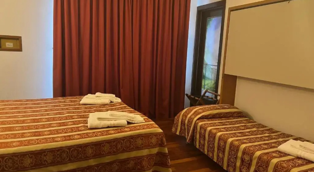 Трёхместный номер Standard HG Hotel Italia
