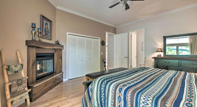 Modern Dalton Ranch Golf Club Home w/ Mtn View, Rezerwuj Dom wakacyjny Hermosa Kolorado
