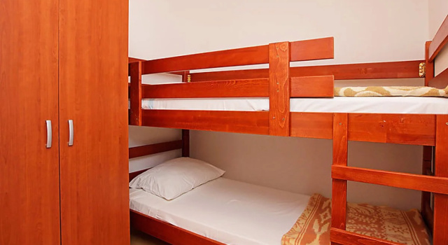 Apartment Šarenko Korčula/Vela Luka 11404, Забронировать Апартаменты/квартира Три Люк Дубровницко-Неретванская жупания