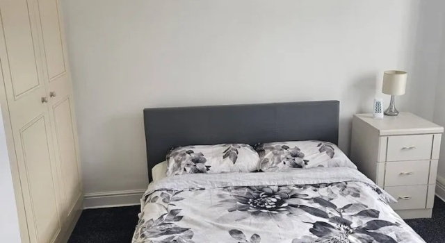Коттедж с 3 комнатами с видом на сад Ad7 Family Guest House