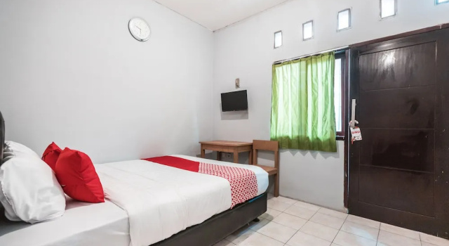 Standart oda OYO Living 1756 Amira Guest House