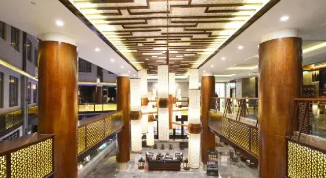 Changshen Yijiaren Hotel, Забронировать Отель Лохэ Хэнань