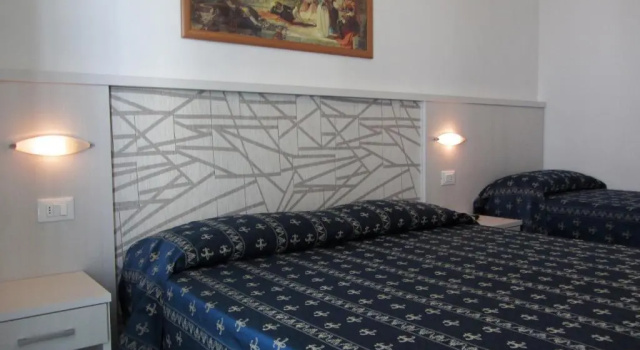 Трёхместный номер Standard с балконом Hotel Sorriso - molto più di una stella