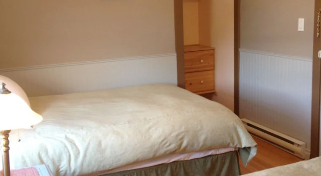 Трёхместный номер Classic Heriot Bay Inn