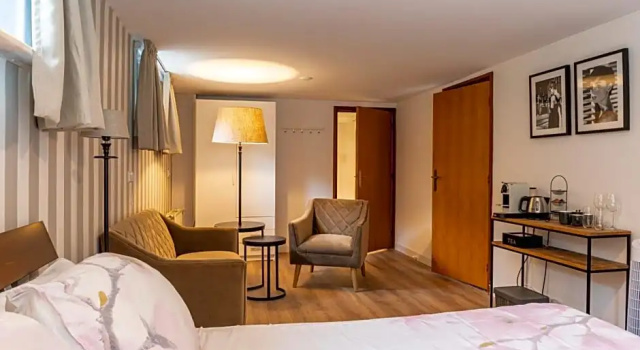 B&B Eikendreef, Брондау Таңертеңгі аспен бірге түндеу  