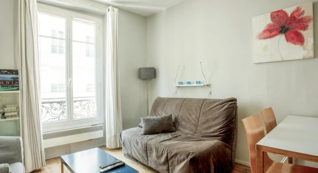 Nice and modern 1br at the heart of Paris nearby Canal St-Martin - Welkeys, Забронировать Отель Париж Иль-де-Франс, рядом с Рике
