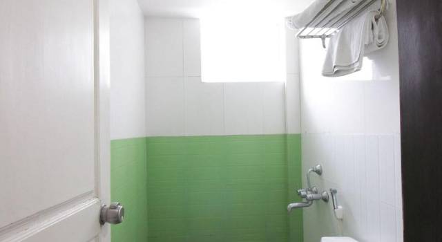 Hotel White Parrot, Забронировать Отель Майсур штат Карнатака