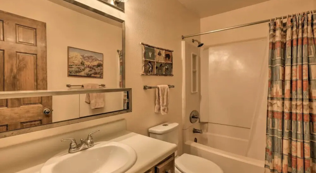 Cozy Pagosa Condo: Stunning Mountain & Lake Views!, Забронировать Апартаменты/квартира Апартаменты Пагоса-Спрингса, Апартаменты/квартира