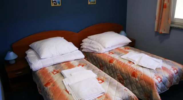 Hotel Turmot, Book Hotel Łask Lodz